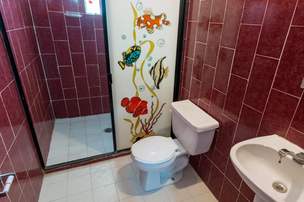 Hotel Isis Сиуатанехо Экстерьер фото